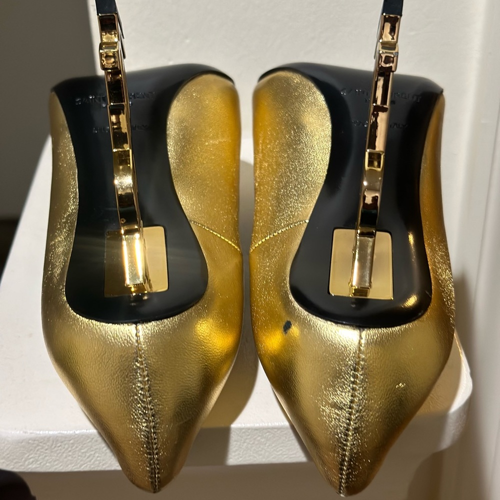 Saint Laurent Opyum Pointed Toe Pumps in gold - Picture 5 of 8